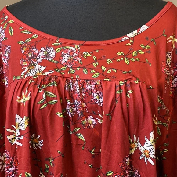 Vislily 22W Blouse Wide Neck Pleated Chest Long Sleeve Floral Red - Picture 2 of 6